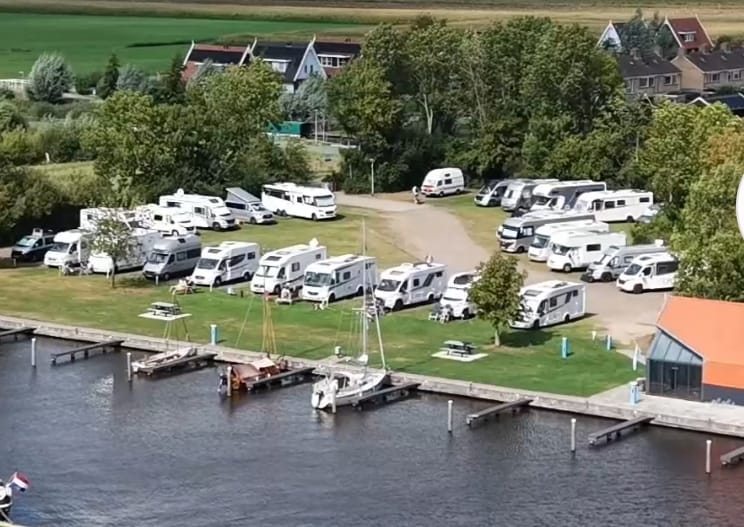Camperplaats De Zuiderkluft Giethoorn Overijssel